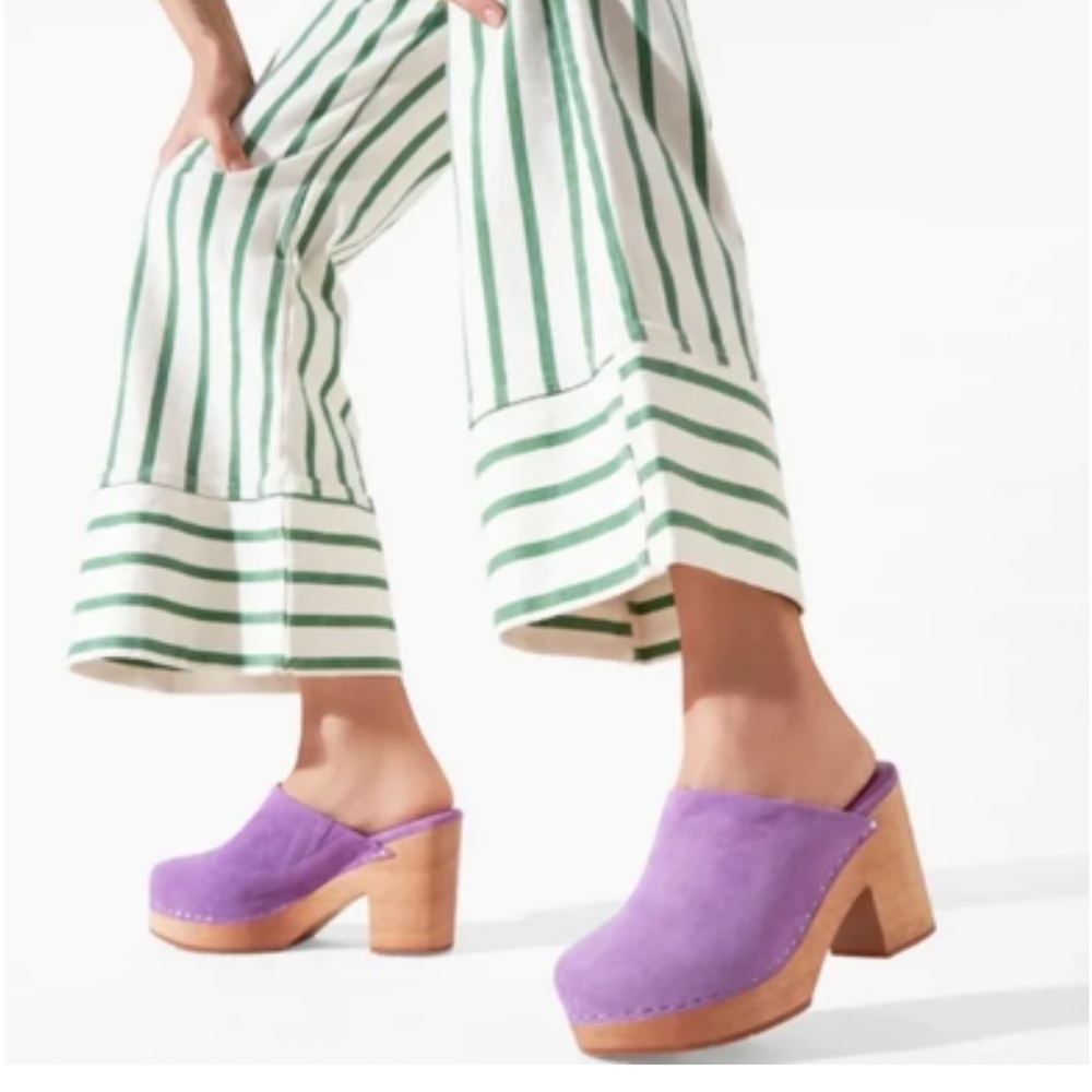 NWT Charlotte Stone Marlo Clog in Hyacinth